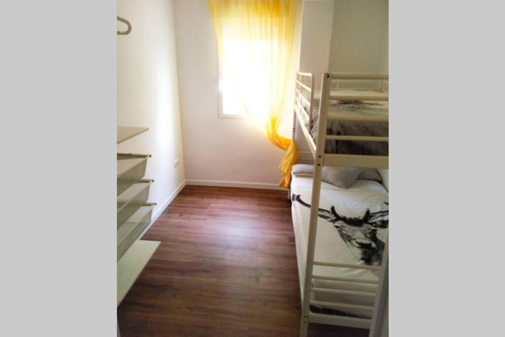 Apartamento Recien Reformado En Primera Linea Con Vistas A La Playa De La Almadraba Benicàssim Buitenkant foto